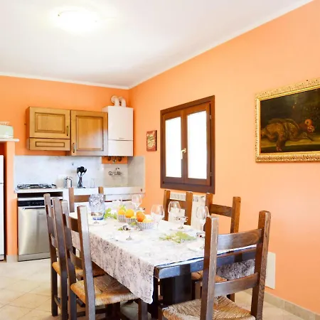 Prázdninový dům Locazione Turistica Casa Dome - Imp279 *